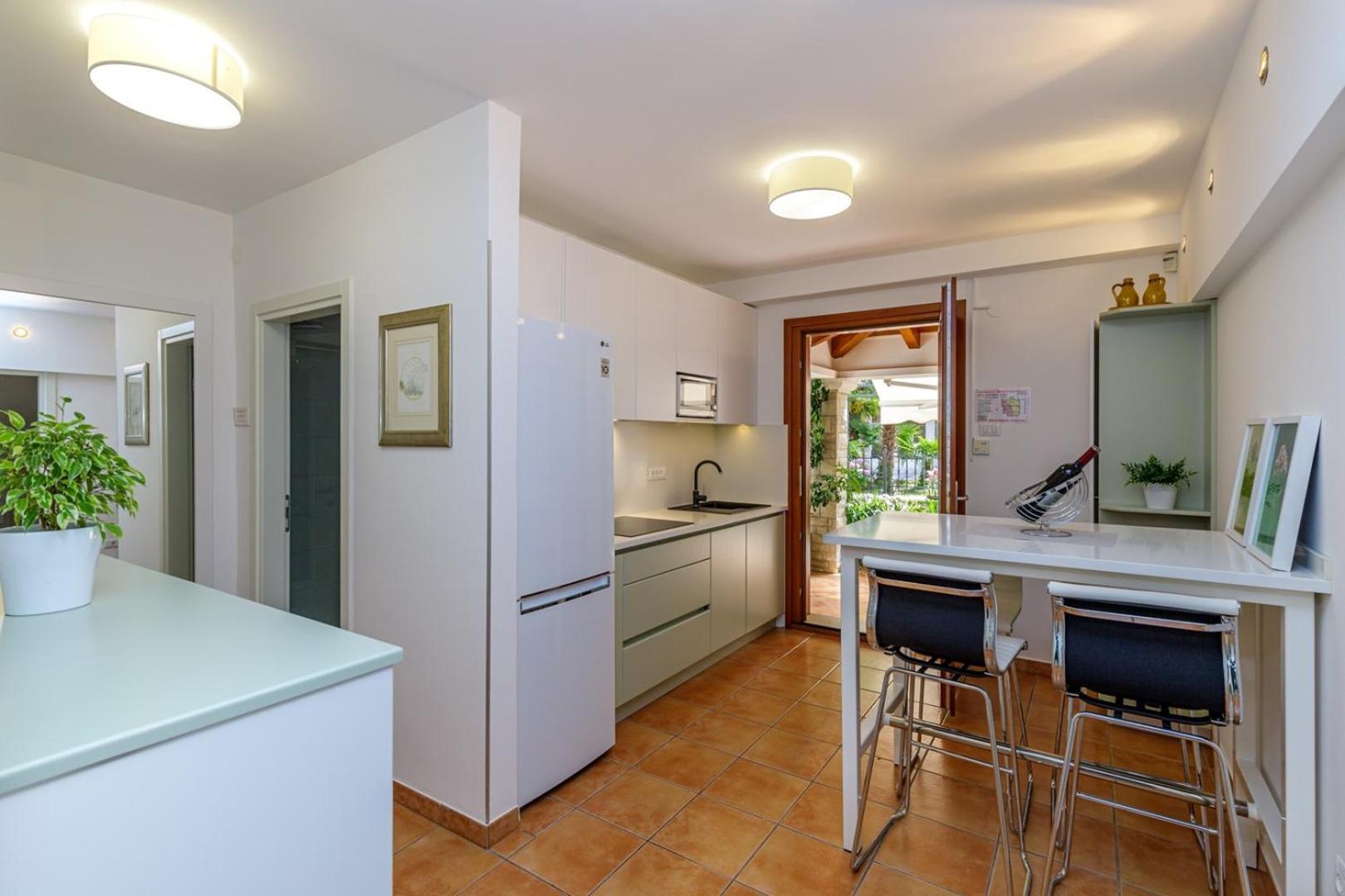 Apartments Lavizatic Poreč Kamer foto